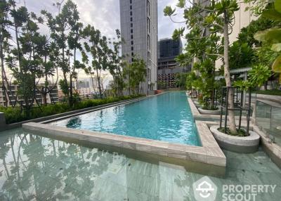 1-BR Condo at Whizdom Essence Sukhumvit near BTS Punnawithi