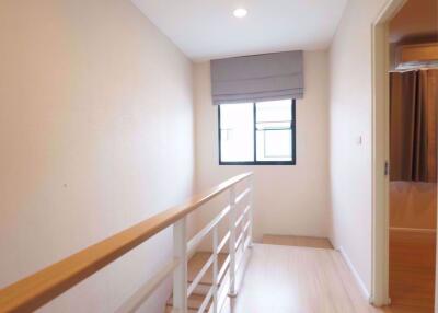 3 bed House in Baan Klang Muang Rama 9-Ramkhamhaeng Phlapphla Sub District H012270