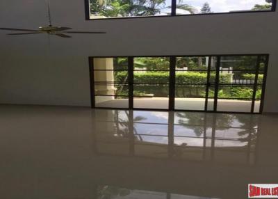 Nichada Thani Chang Wattana  Four Bedroom Extra Large House for Rent in Bang Sue