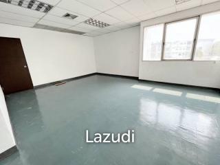 Office space for rent in Laksi