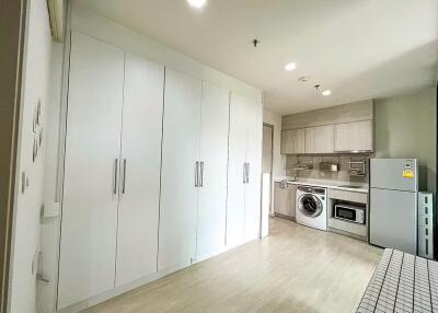 1 Bedroom Condo for Rent at Life Sukhumvit 48