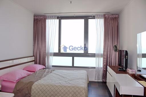 2 Bedrooms Condo in Northpoint Wongamat C005052