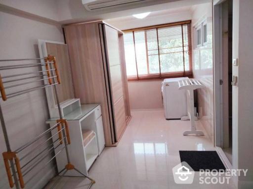 2-BR Condo at Ploenchit Condominium near BTS Phloen Chit