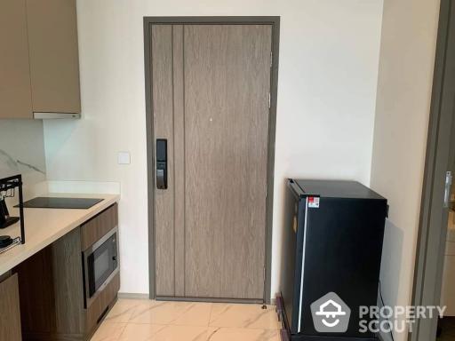 1-BR Condo at Rhythm Ekkamai Estate near BTS Thong Lor