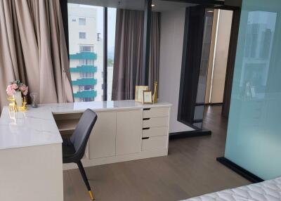 2 bed Duplex in Celes Asoke Khlong Toei Nuea Sub District D020651