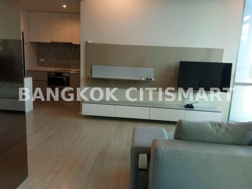 Condo at The Room Sukhumvit 21 for sale