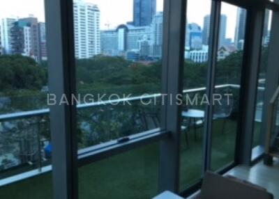 Condo at The Room Sukhumvit 21 for sale