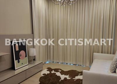 Condo at The Room Sukhumvit 21 for sale