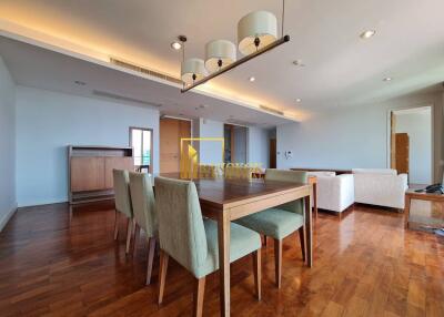 Spacious 3 Bedroom Apartment in Heart of Phrom Phong