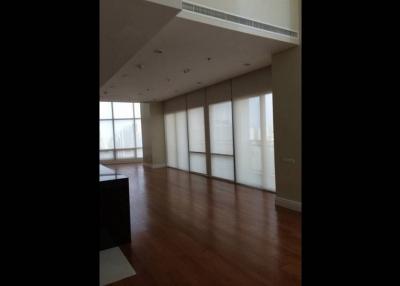Bright 24  6 Bedroom Duplex Condo For Rent in Phrom Phong