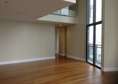 Bright 24  6 Bedroom Duplex Condo For Rent in Phrom Phong