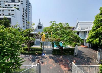 3 Bedroom House For Rent in Sathorn