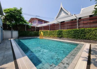 3 Bedroom House For Rent in Sathorn