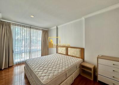 Baan Siri 10  2 Bedroom Condo in Central Location