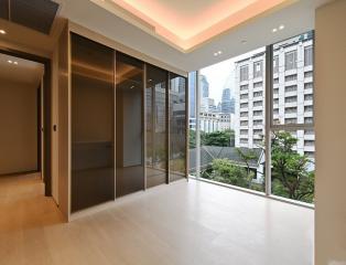 Tonson One Residence  2 Bedroom Luxury Condo For Rent in Chidlom