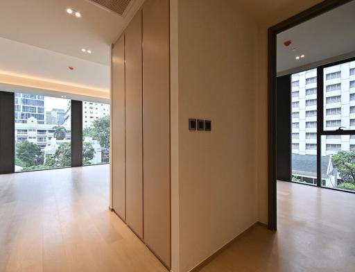 Tonson One Residence  2 Bedroom Luxury Condo For Rent in Chidlom