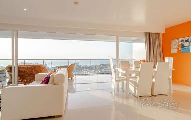 Amazing Sea View 2-Bed Condo in Karon