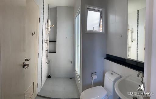 3 ห้องนอน, 2 ห้องน้ำ บ้าน ราคา ฿ 4,100,000