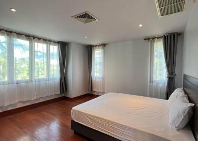 Spacious 2 bedroom Condo in Surin for Rent!!
