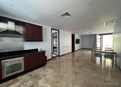 Spacious 2 bedroom Condo in Surin for Rent!!