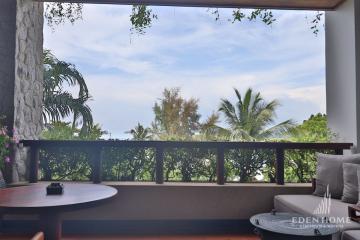 For sale: Oceanfront residence in Kamala