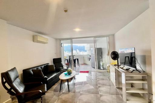 Sea View Condominium in Patong for Rent!!