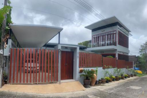 Luxury 2-Storey House Available in Phuket Town