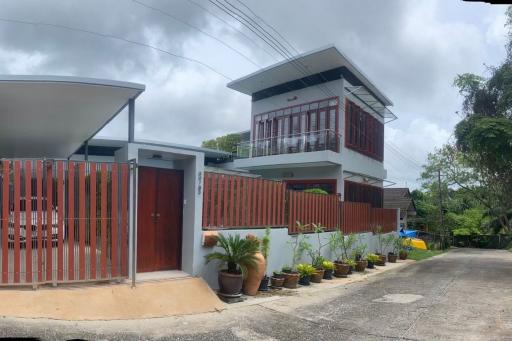 Luxury 2-Storey House Available in Phuket Town