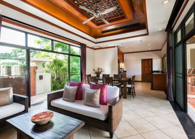 Beautiful Pool Villa in Nai Harn