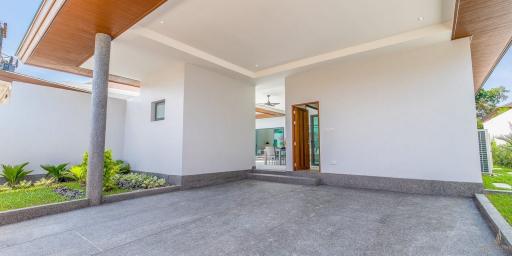 Pristine villa for Sale in Pasak