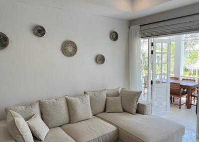 Cozy and Spacious Apartment in Layan Beach