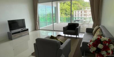 Modern Condominium with Private Pool in Kamala