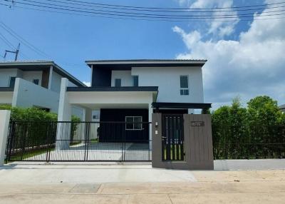 Beautiful Fully Furnished house in Koh Kaew
