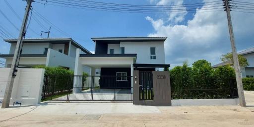 Beautiful Fully Furnished house in Koh Kaew