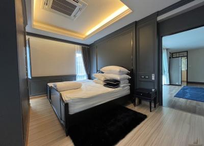 Modernized 4 bedrooms Pool villa at Ratsada for rent