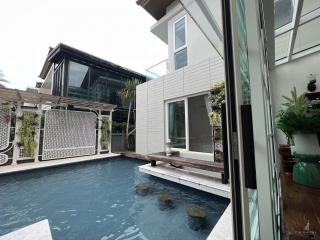 Modernized 4 bedrooms Pool villa at Ratsada for rent