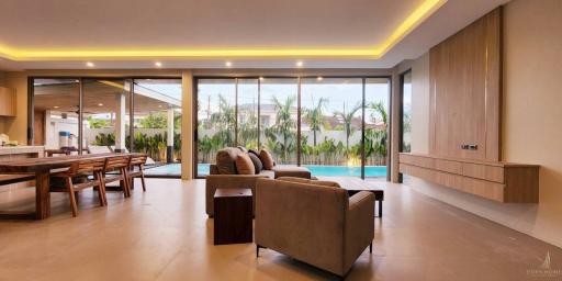 Beautiful 4 Bedroom Villa in Chalong for Sale