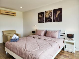 Modern townhouse in Chalong for Rent