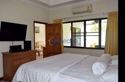 2 Bedrooms House in View Talay Villas Jomtien H006053