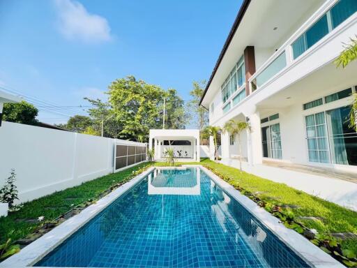 House for Sale in San Phak Wan, Hang Dong.