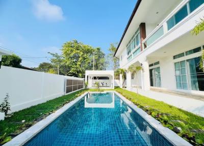 House for Sale in San Phak Wan, Hang Dong.