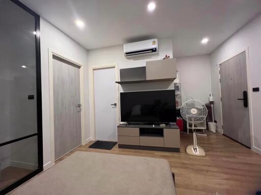 Condo for Rent at Groove Ratchada Rama 9