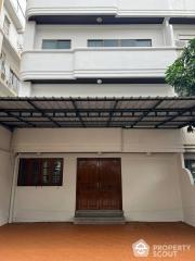 4-BR Townhouse at Priyanon Village in Bang Phong Phang