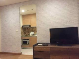 1 bed Condo in Le Luk Phrakhanongnuea Sub District C020662