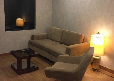 1 bed Condo in Le Luk Phrakhanongnuea Sub District C020662