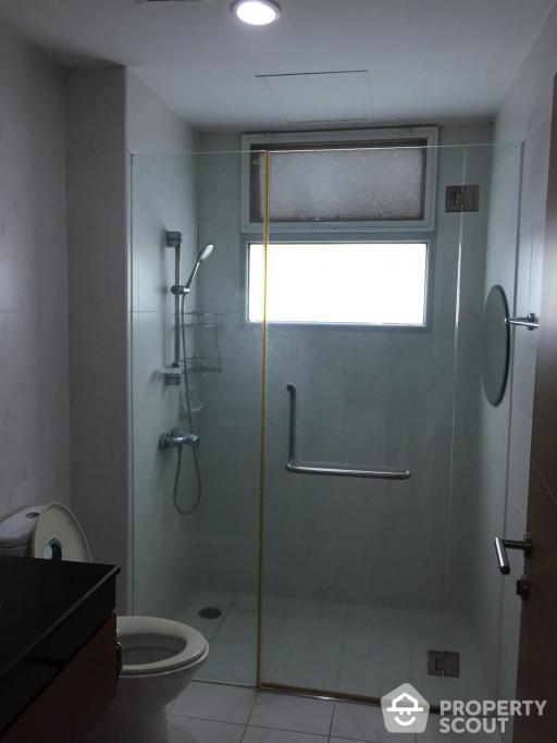 2-BR Condo at The Star Estate @ Narathiwas Condominium in Chong Nonsi (ID 511619)