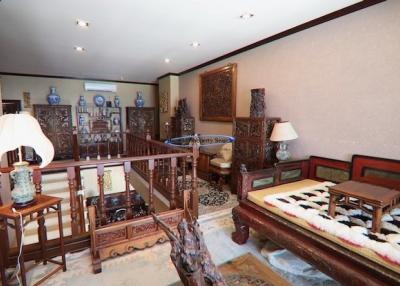 Baan Lon Sai duplex condo for sale Hua Hin Takiab