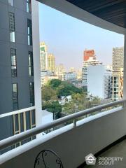 2-BR Condo at Le Premier 1 Condominium near MRT Sukhumvit