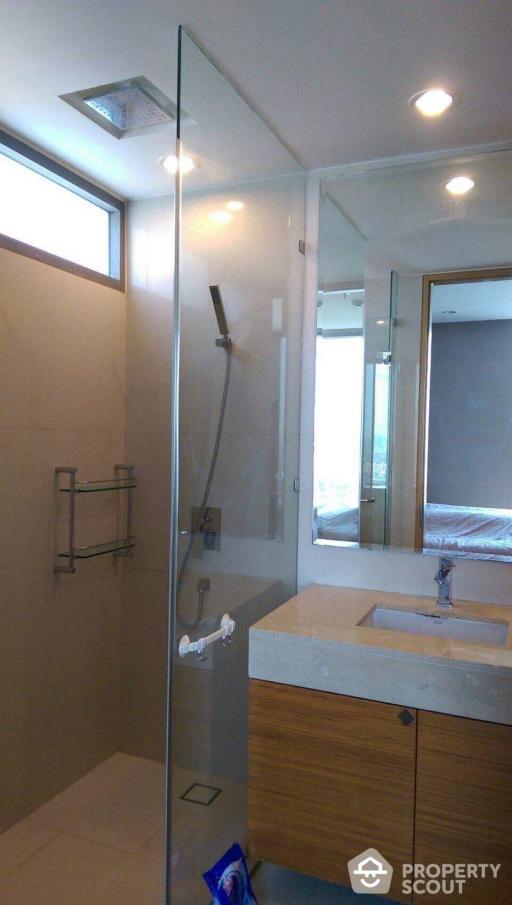 2-BR Condo at The Breeze Narathiwas close to Naradhiwas Rajanagarindra