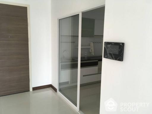 1-BR Condo at Supalai Prima Riva Rama 3 - Narathiwas in Chong Nonsi